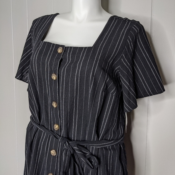 ✨3/$15 NWT A.N.A black white button up tunic top 0X - Picture 2 of 8